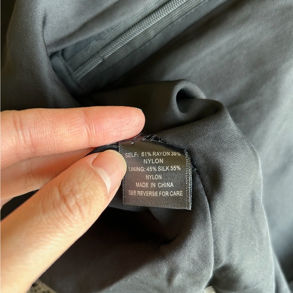 Barney’s grey patterned skirt - Picture 7 of 8